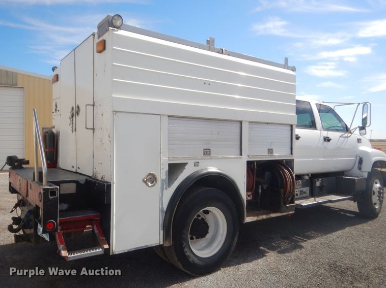 image for item HG9890 1999 GMC 7500  utility / service truck