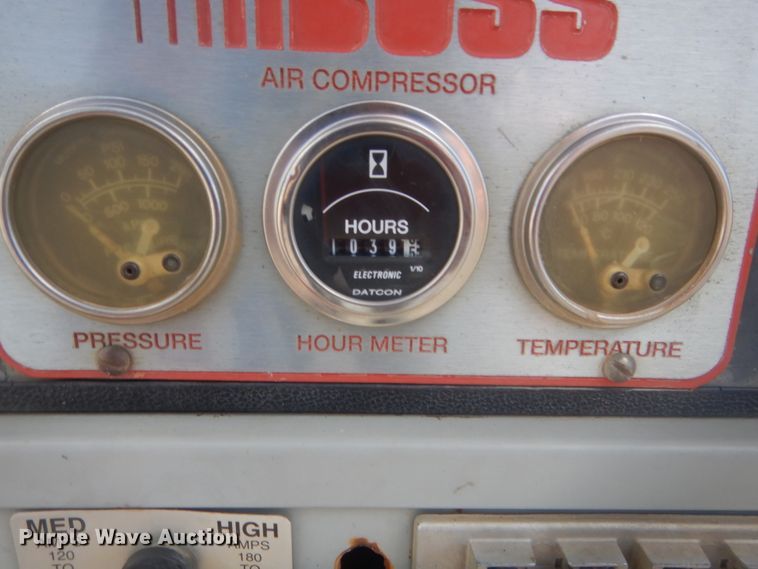 image for item HG9890 1999 GMC 7500  utility / service truck