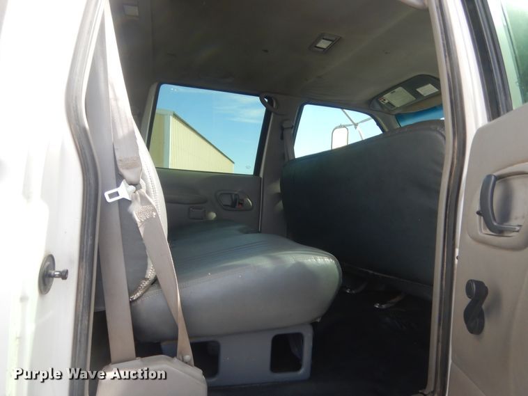 image for item HG9890 1999 GMC 7500  utility / service truck