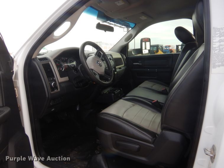 image for item HG9917 2011 Dodge Ram 5500  utility / service truck