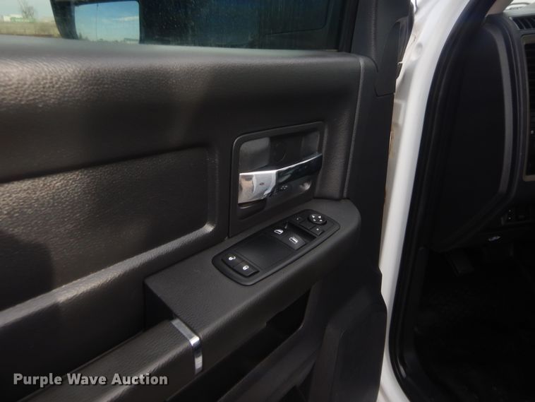 image for item HG9917 2011 Dodge Ram 5500  utility / service truck