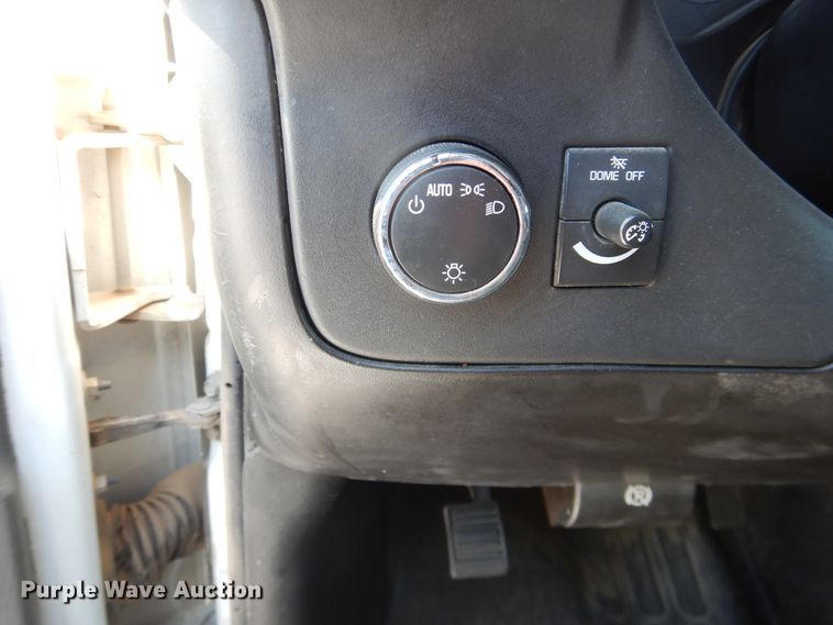 image for item HI9026 2009 Chevrolet Express 1500  van