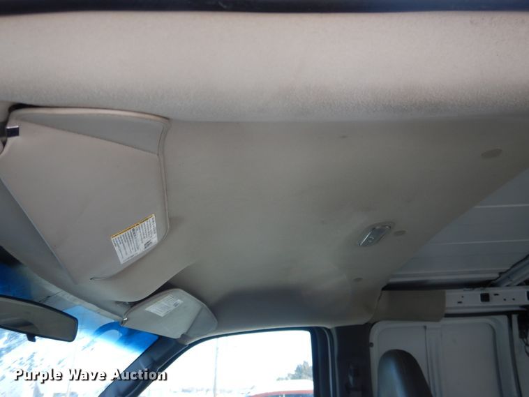 image for item HI9026 2009 Chevrolet Express 1500  van