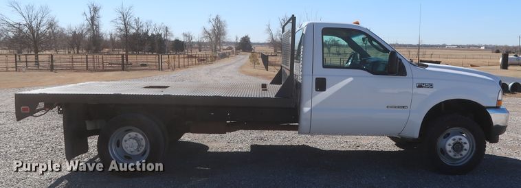 image for item HK9704 2003 Ford F450 Super Duty  flatbed truck