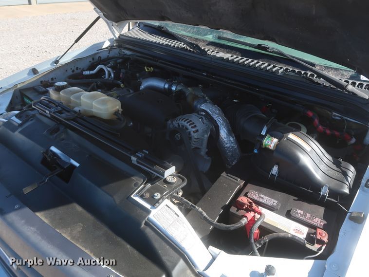 image for item HK9704 2003 Ford F450 Super Duty  flatbed truck