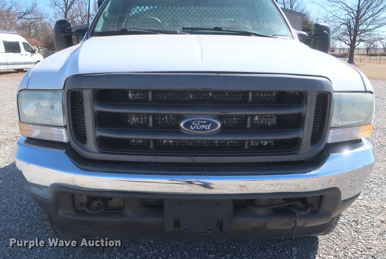 image for item HK9704 2003 Ford F450 Super Duty  flatbed truck