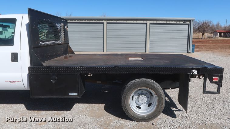 image for item HK9704 2003 Ford F450 Super Duty  flatbed truck