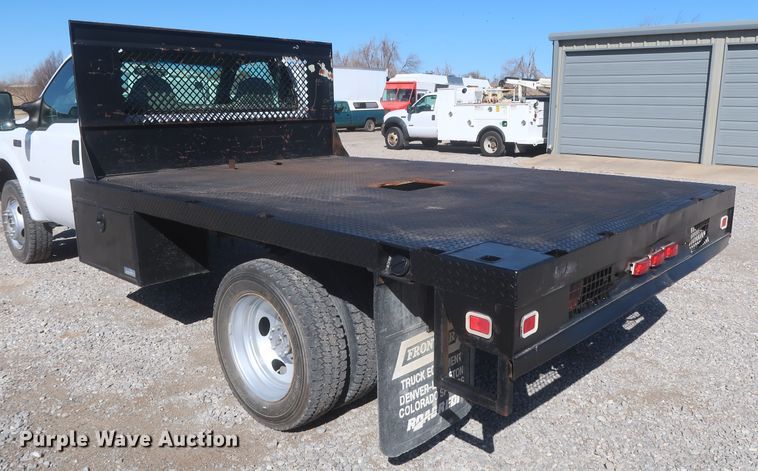 image for item HK9704 2003 Ford F450 Super Duty  flatbed truck