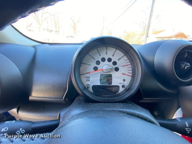 image for item HR9440 2011 Mini Cooper