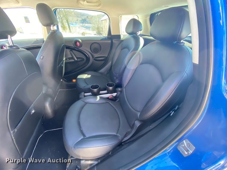 image for item HR9440 2011 Mini Cooper