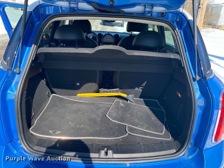 image for item HR9440 2011 Mini Cooper