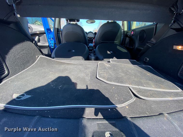 image for item HR9440 2011 Mini Cooper