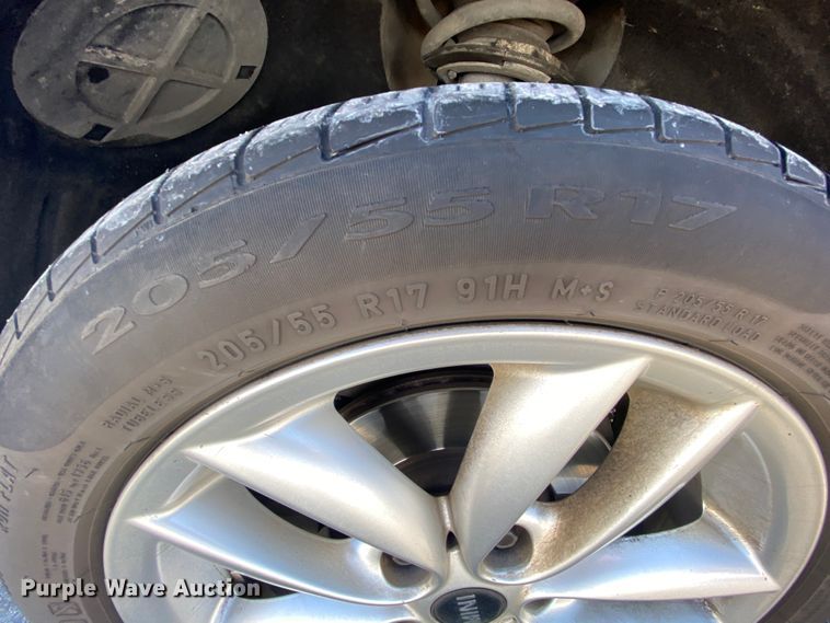 image for item HR9440 2011 Mini Cooper