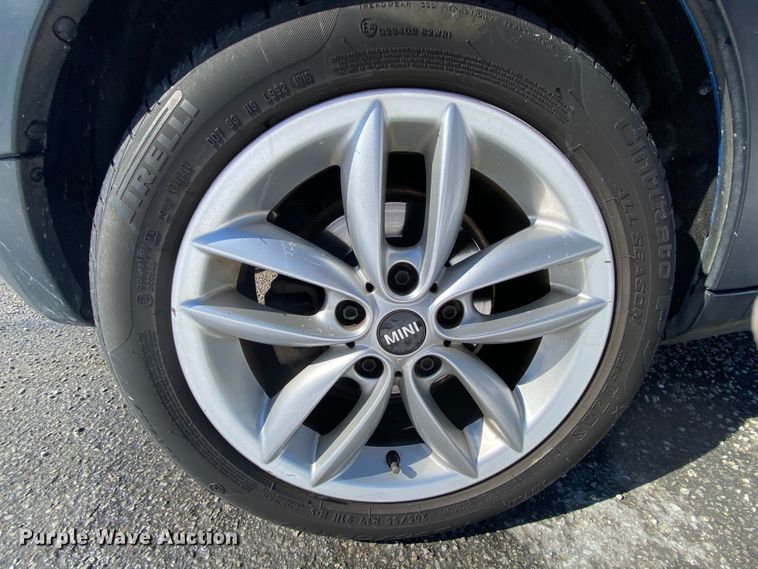 image for item HR9440 2011 Mini Cooper