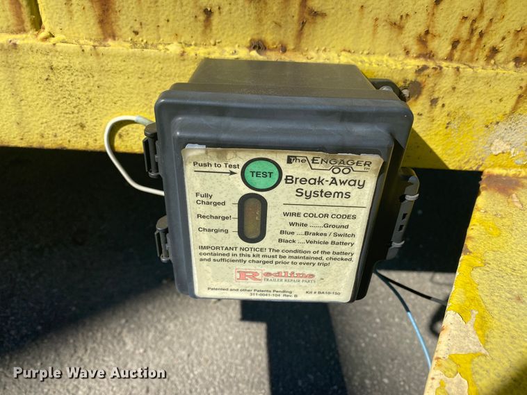 image for item HR9443 2004 Eagle  enclosed cargo trailer