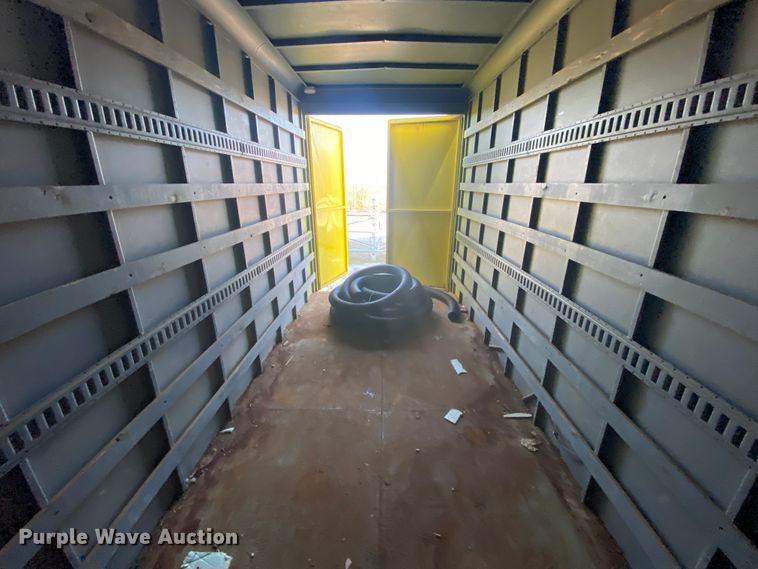 image for item HR9443 2004 Eagle  enclosed cargo trailer