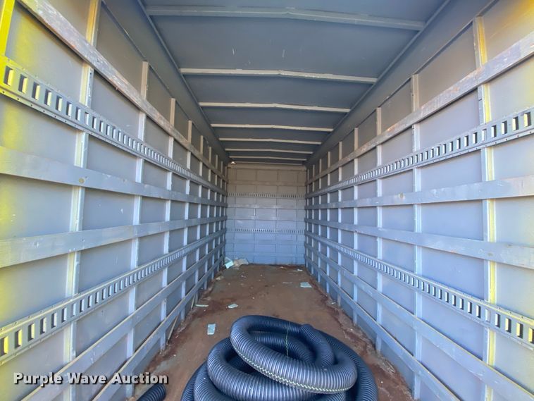 image for item HR9443 2004 Eagle  enclosed cargo trailer