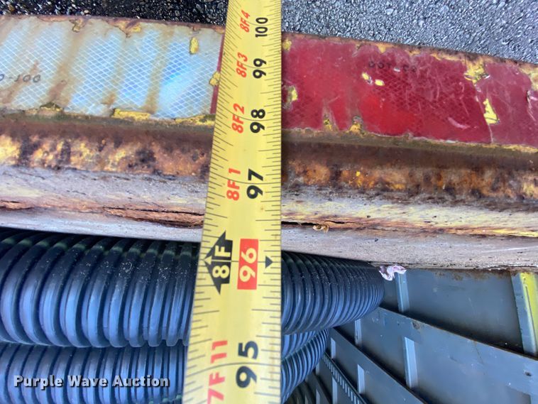 image for item HR9443 2004 Eagle  enclosed cargo trailer