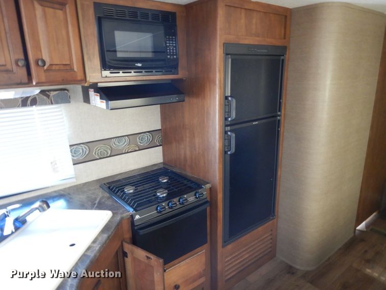 image for item HS9931 2013 Keystone BHS320 Sprinter  camper