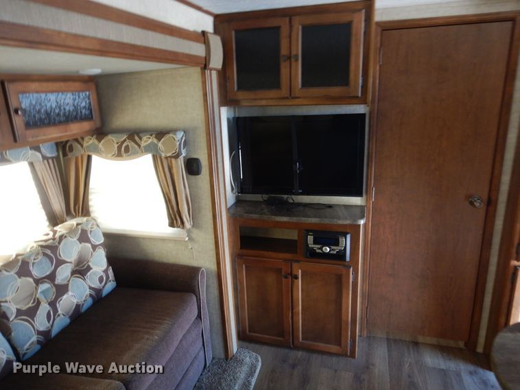 image for item HS9931 2013 Keystone BHS320 Sprinter  camper