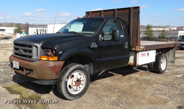 image for item HV9633 2001 Ford F450 Super Duty  flatbed truck