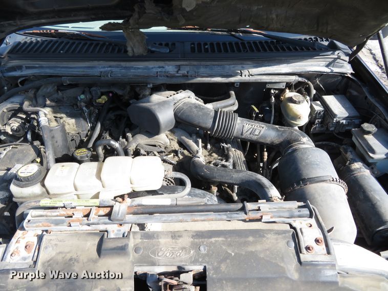 image for item HV9633 2001 Ford F450 Super Duty  flatbed truck