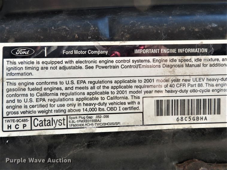 image for item HV9633 2001 Ford F450 Super Duty  flatbed truck