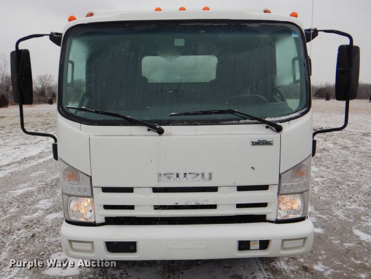 image for item HX9144 2015 Isuzu NPR  refrigerated delivery truck