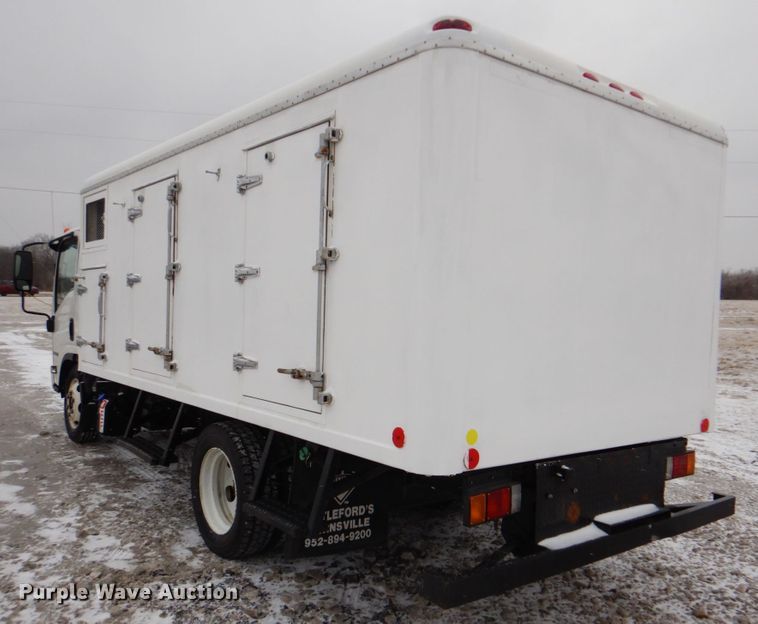 image for item HX9144 2015 Isuzu NPR  refrigerated delivery truck