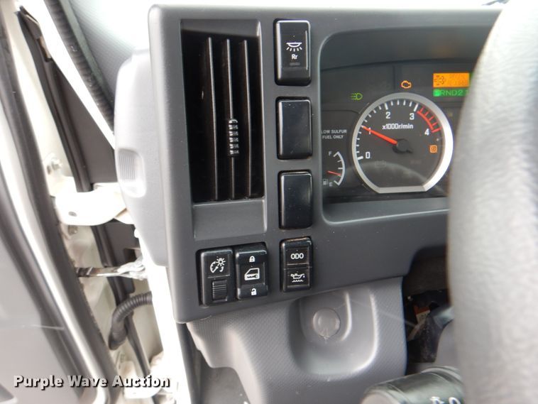 image for item HX9144 2015 Isuzu NPR  refrigerated delivery truck