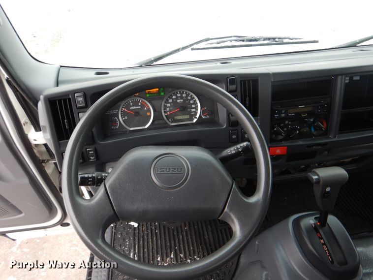 image for item HX9144 2015 Isuzu NPR  refrigerated delivery truck