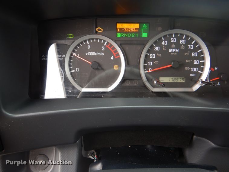 image for item HX9144 2015 Isuzu NPR  refrigerated delivery truck