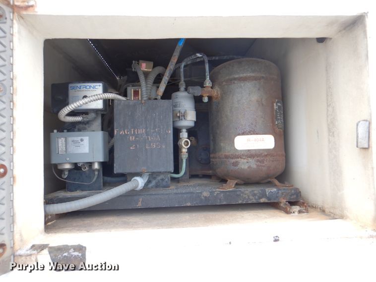 image for item HX9144 2015 Isuzu NPR  refrigerated delivery truck