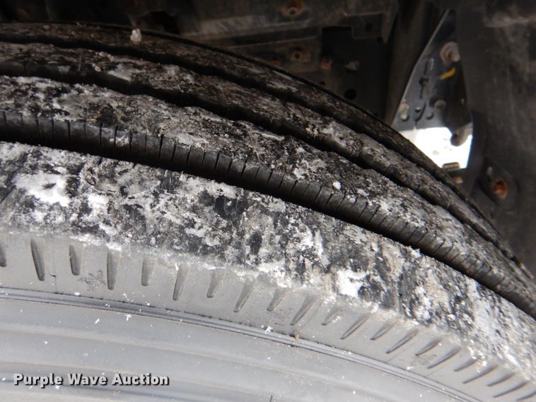 image for item HX9144 2015 Isuzu NPR  refrigerated delivery truck