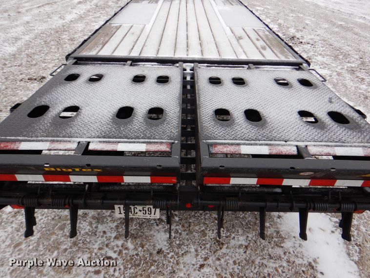 image for item HX9145 2020 Big Tex 25GN-35BK+5MR  equipment trailer