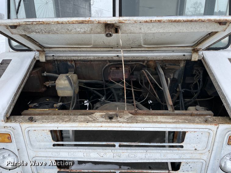 image for item HX9807 1975 Chevrolet  delivery truck