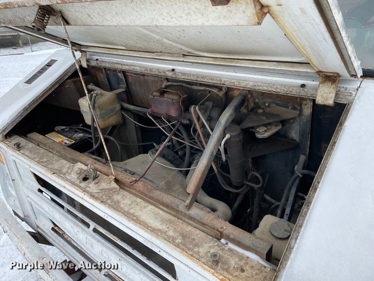 image for item HX9807 1975 Chevrolet  delivery truck