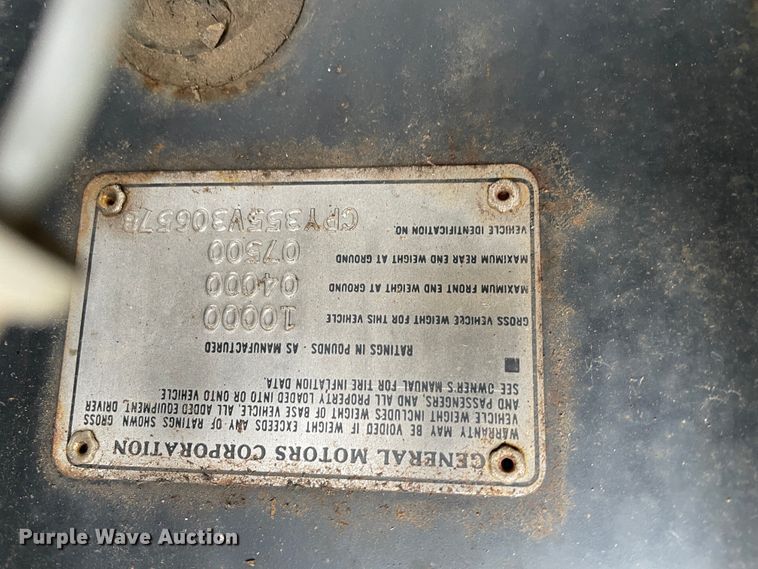 image for item HX9807 1975 Chevrolet  delivery truck