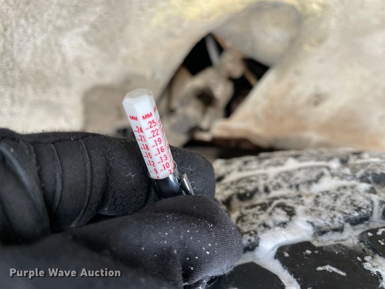 image for item HX9807 1975 Chevrolet  delivery truck