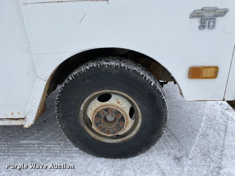 image for item HX9807 1975 Chevrolet  delivery truck