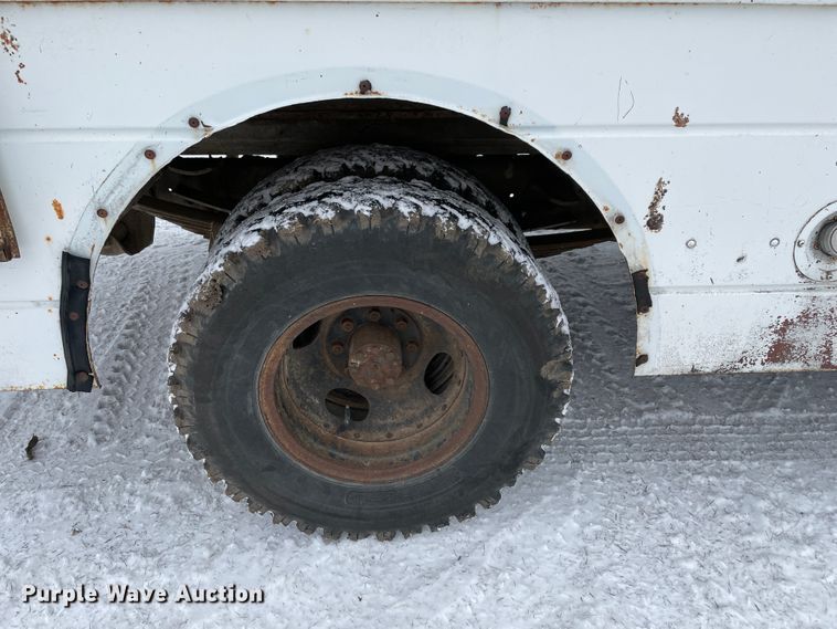 image for item HX9807 1975 Chevrolet  delivery truck