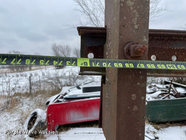 image for item HX9813 (2) oil pump-jacks