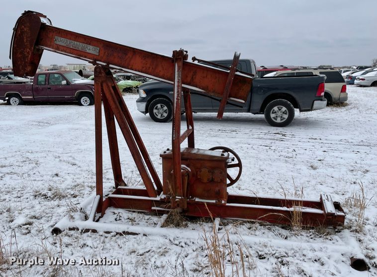 image for item HX9813 (2) oil pump-jacks