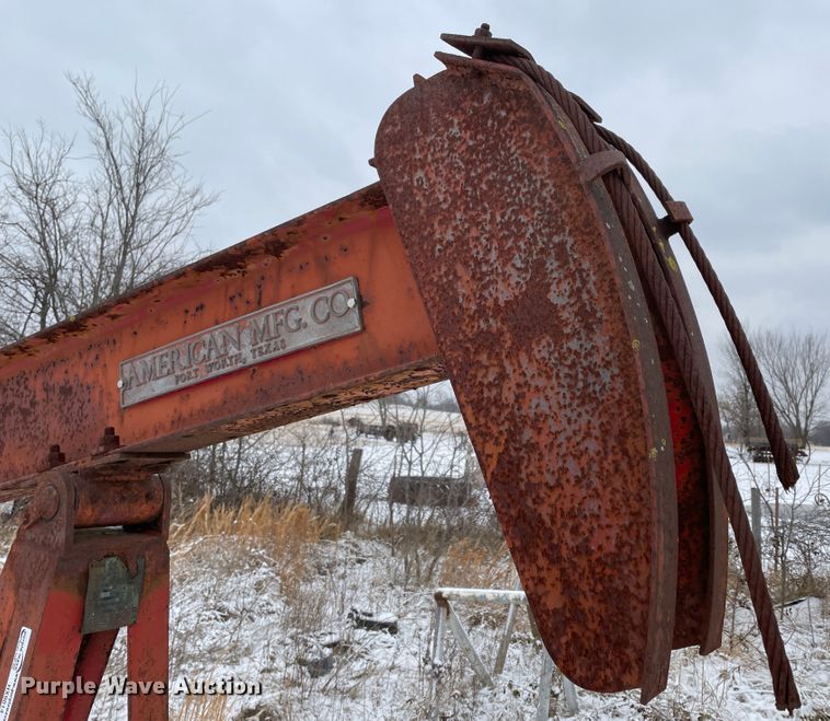 image for item HX9813 (2) oil pump-jacks