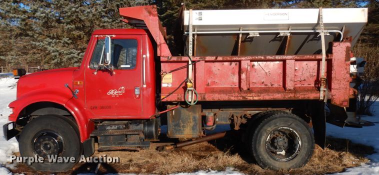image for item IA9370 1992 International 4700  dump truck