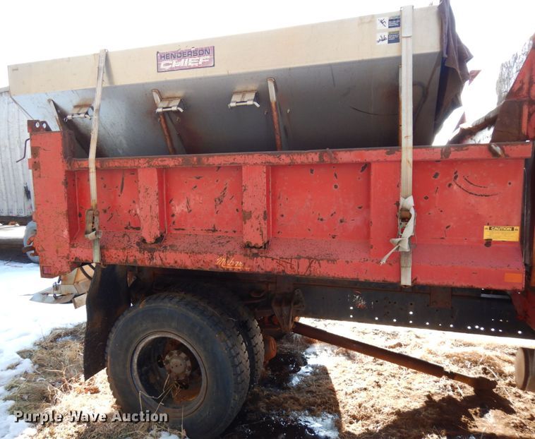 image for item IA9370 1992 International 4700  dump truck