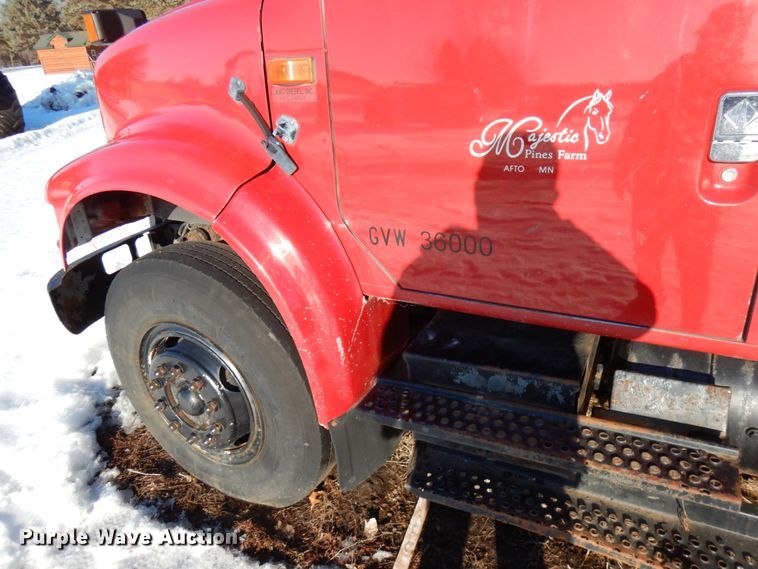 image for item IA9370 1992 International 4700  dump truck