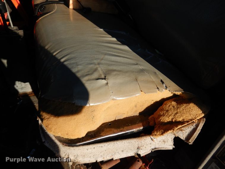 image for item IA9370 1992 International 4700  dump truck