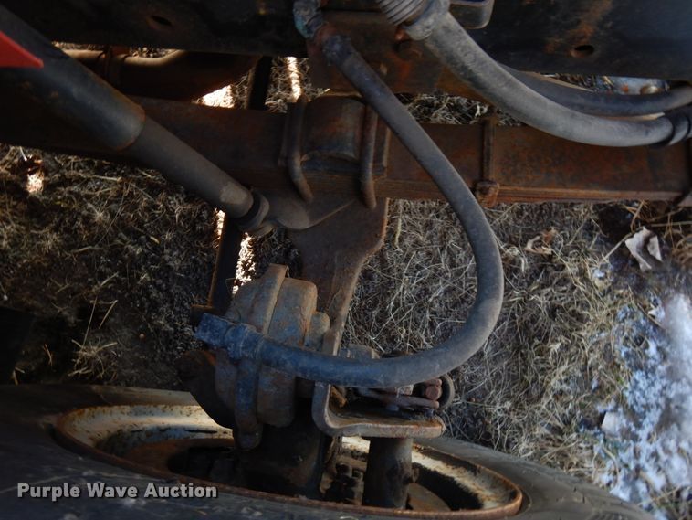 image for item IA9370 1992 International 4700  dump truck