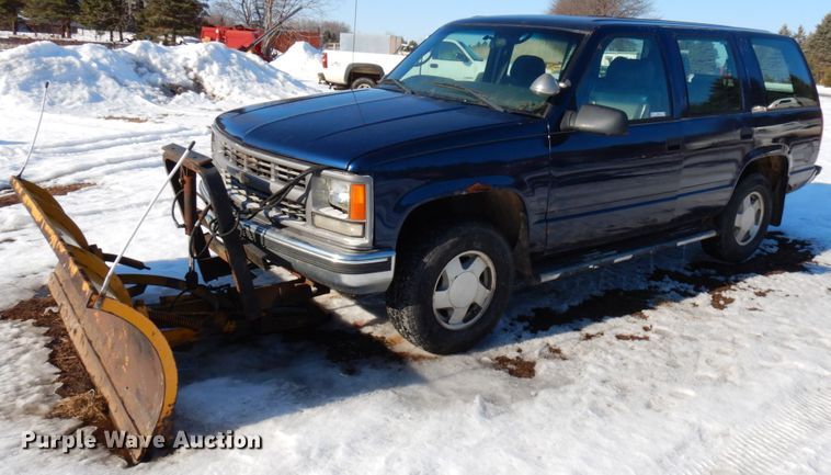 image for item IA9371 1999 Chevrolet Tahoe  SUV